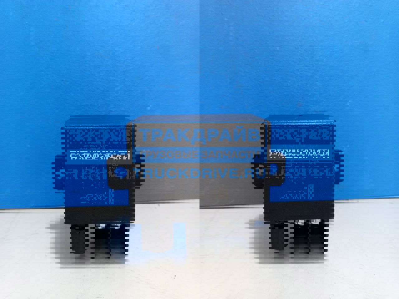 Фото STARTVOLT SCR0168 реле для автомобилей КАМАЗ Компас 9/12 и JAC N75/N80/N120 24V 150A 