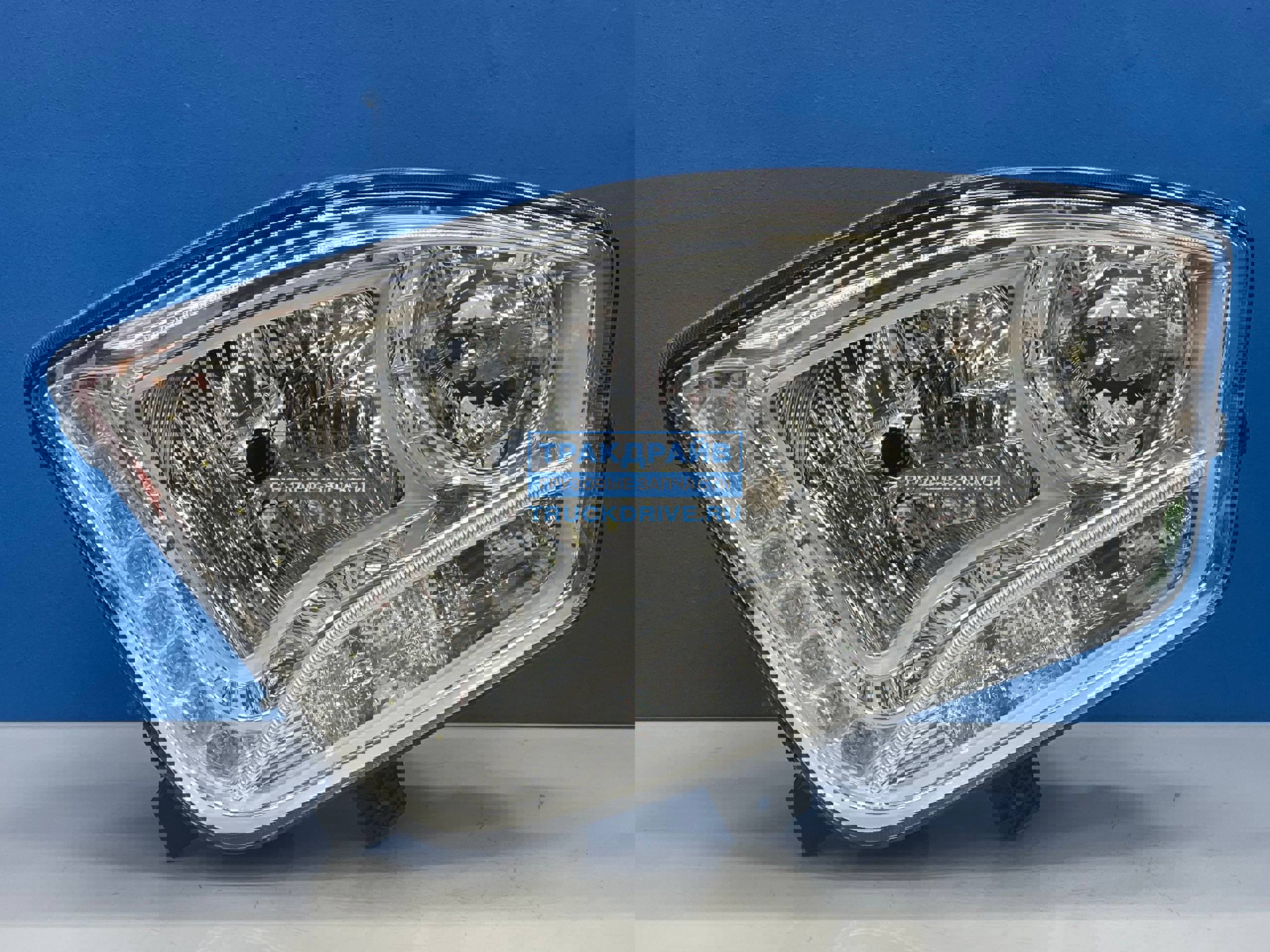 Фото STARTVOLT SHL3043R фара для Foton Auman галоген, с ДХО, правая