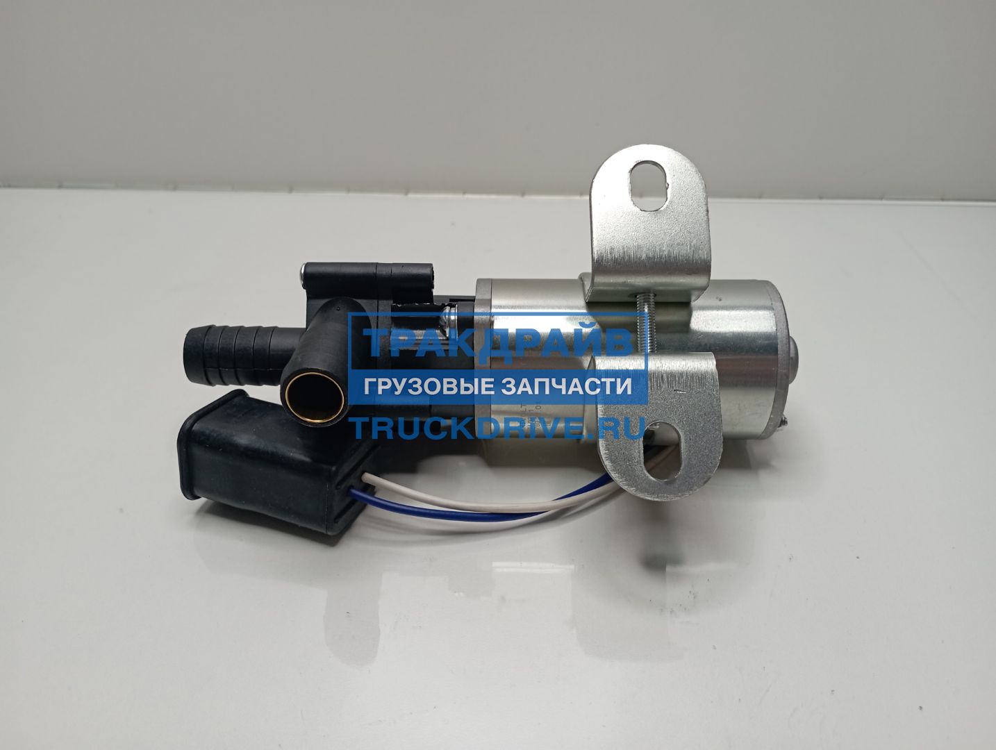 Фото STARTVOLT VPM0701 насос циркуляционный отопителя салона для Камаз 6520 d=18мм 24В 3