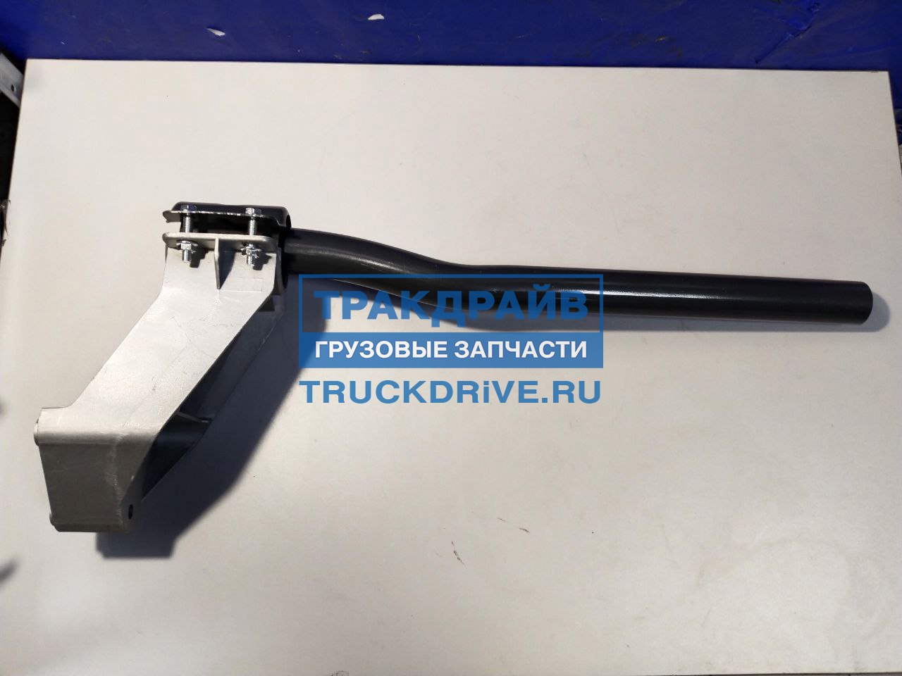 Фото TANGDE TD04C062001 кронштейн заднего крыла в сборе DAF XF95 XF105 