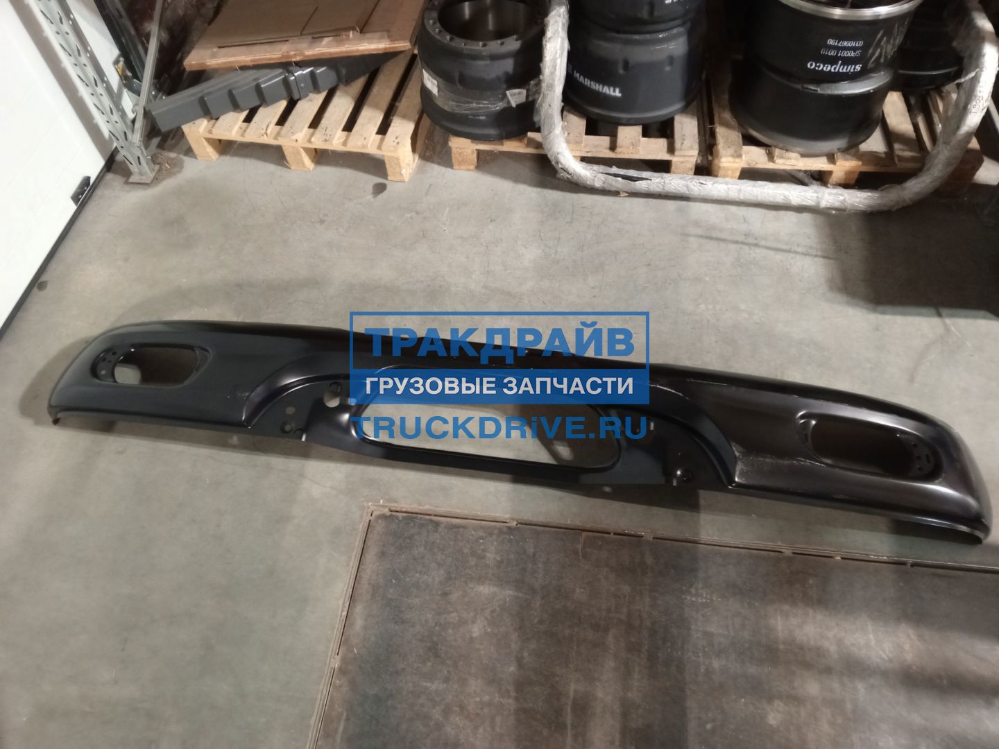 Фото TANGDE TD07C004001 бампер передний для грузовиков Даф XF105