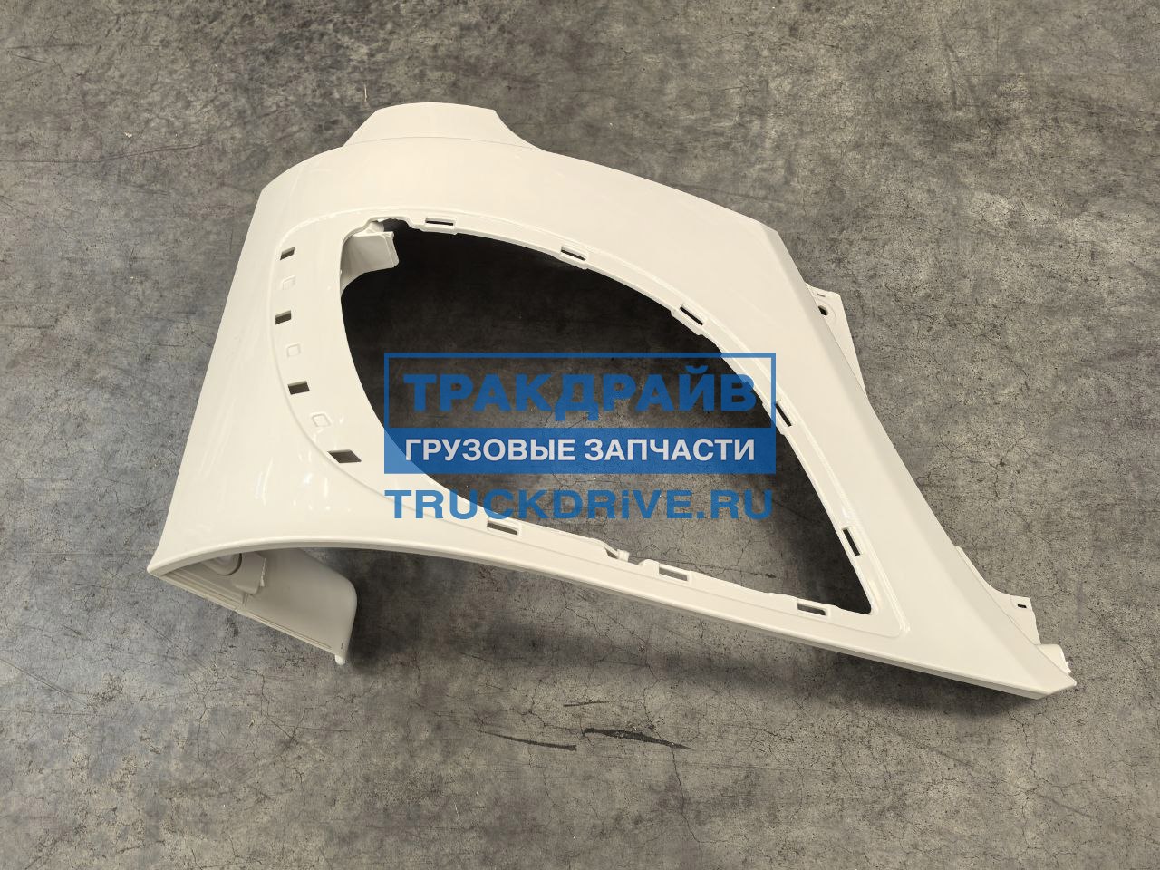 Фото TANGDE TD08C030002 облицовка фары правая DAF XF106