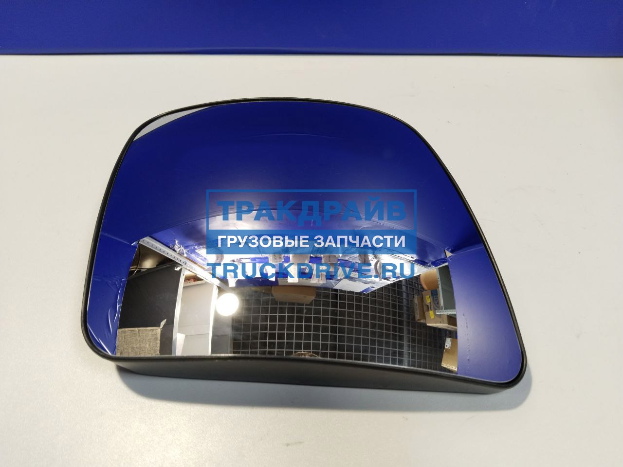 Стекло зеркала малое Мерседес Актрос МП4 правое ZL12-50-045HR