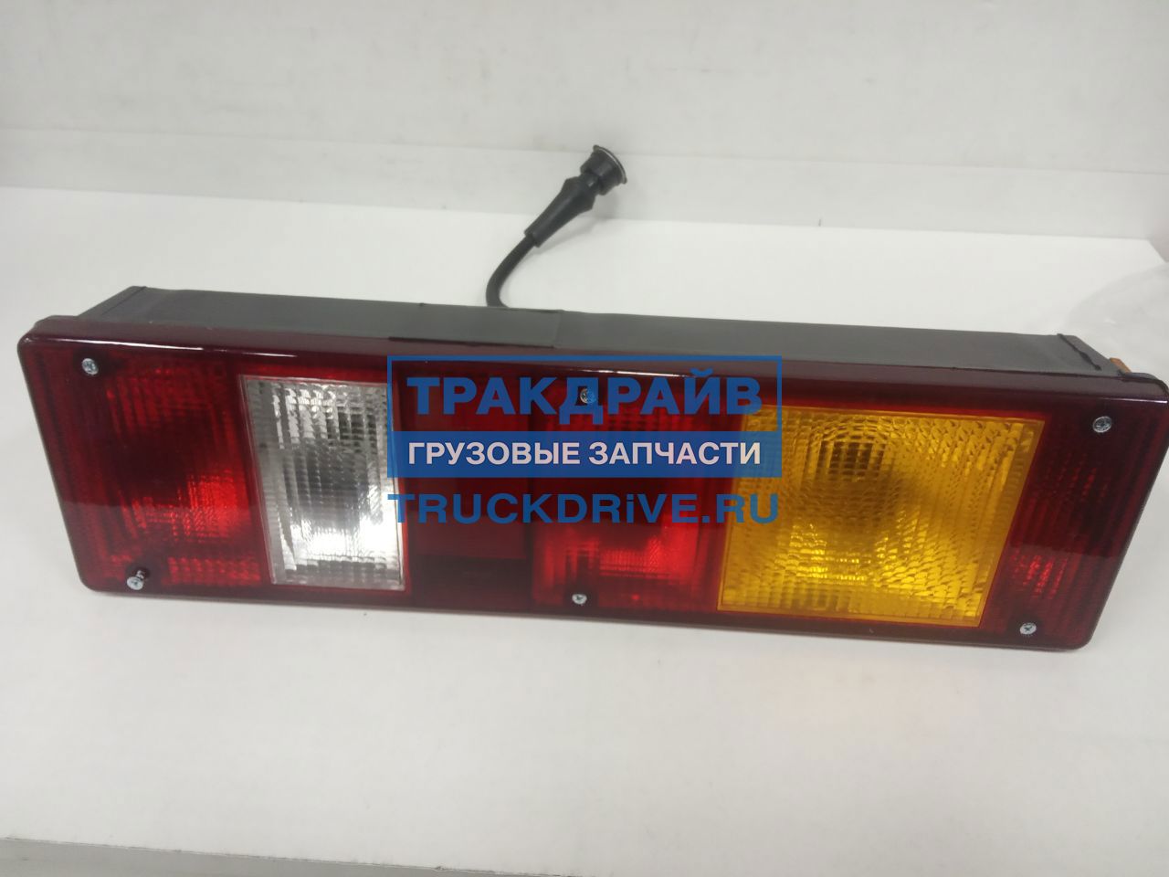 Фонарь задний МАЗ ЕВРО правый  с габаритом и АМР разъемом б/л (ТехАвтоСвет)