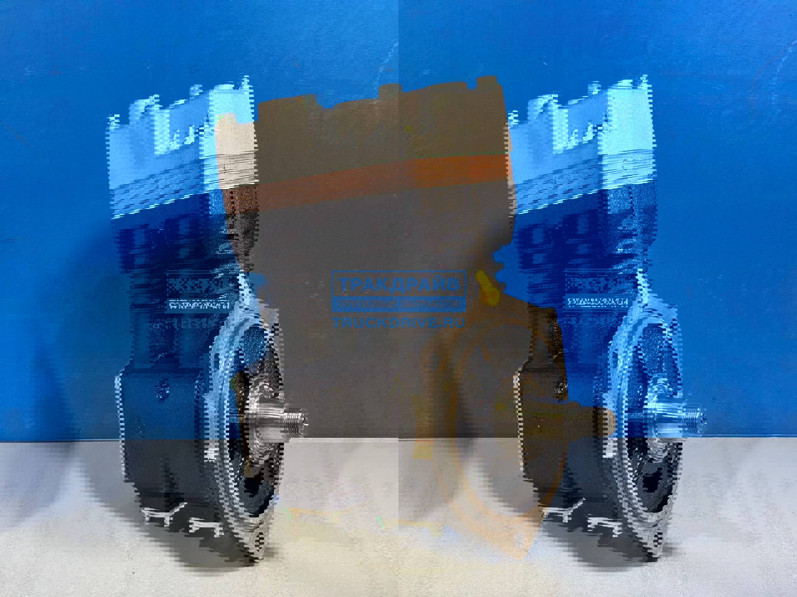 Фото TOLVO SEB01545RUN50 компрессор МАЗ УРАЛ двигатель ЯМЗ-650 (2-х цилиндровый) без шкива (бывш.KNO