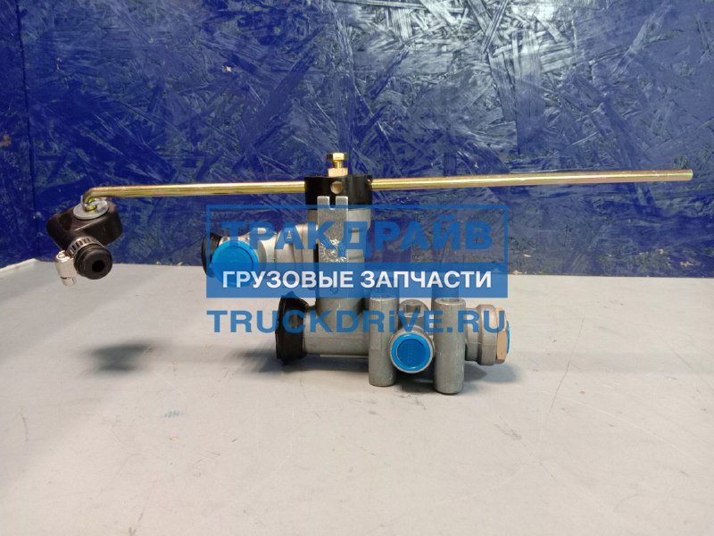 Кран уровня пола SAF BPW 5 выходов T0367-8001 TOPCOVER купить недорого
