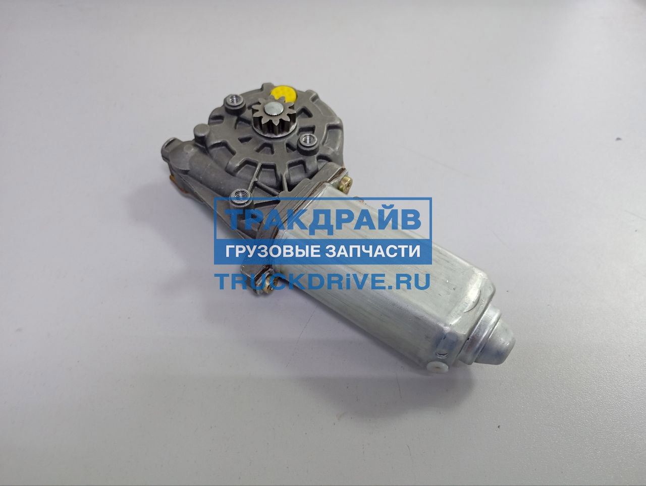 Фото TOPCOVER T05157005 моторчик стеклоподъемника VOLVO FL7/10 левый