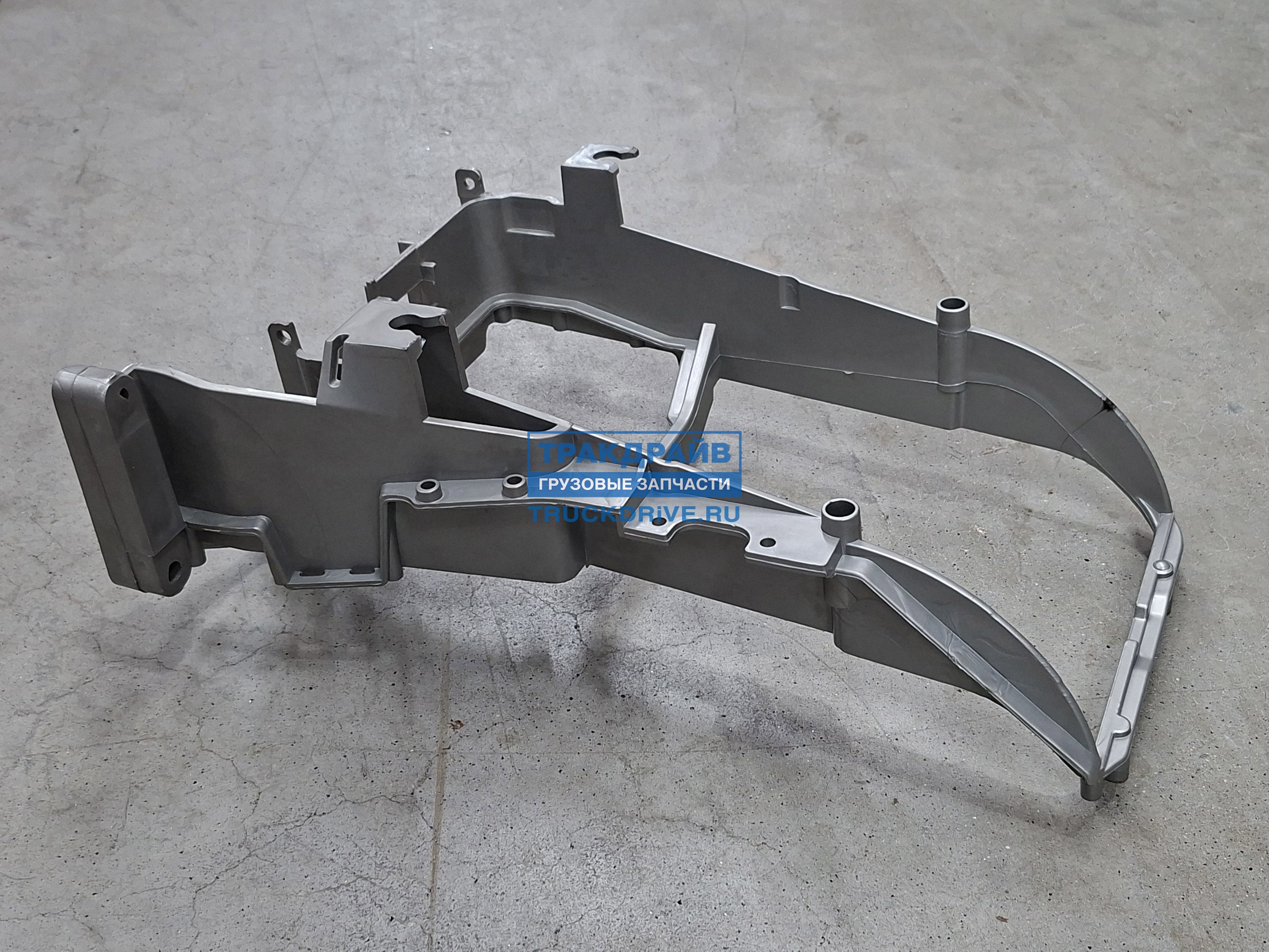 Фото TORK TRK7022 кронштейн левой фары для автомобилей Даф CF65 CF85