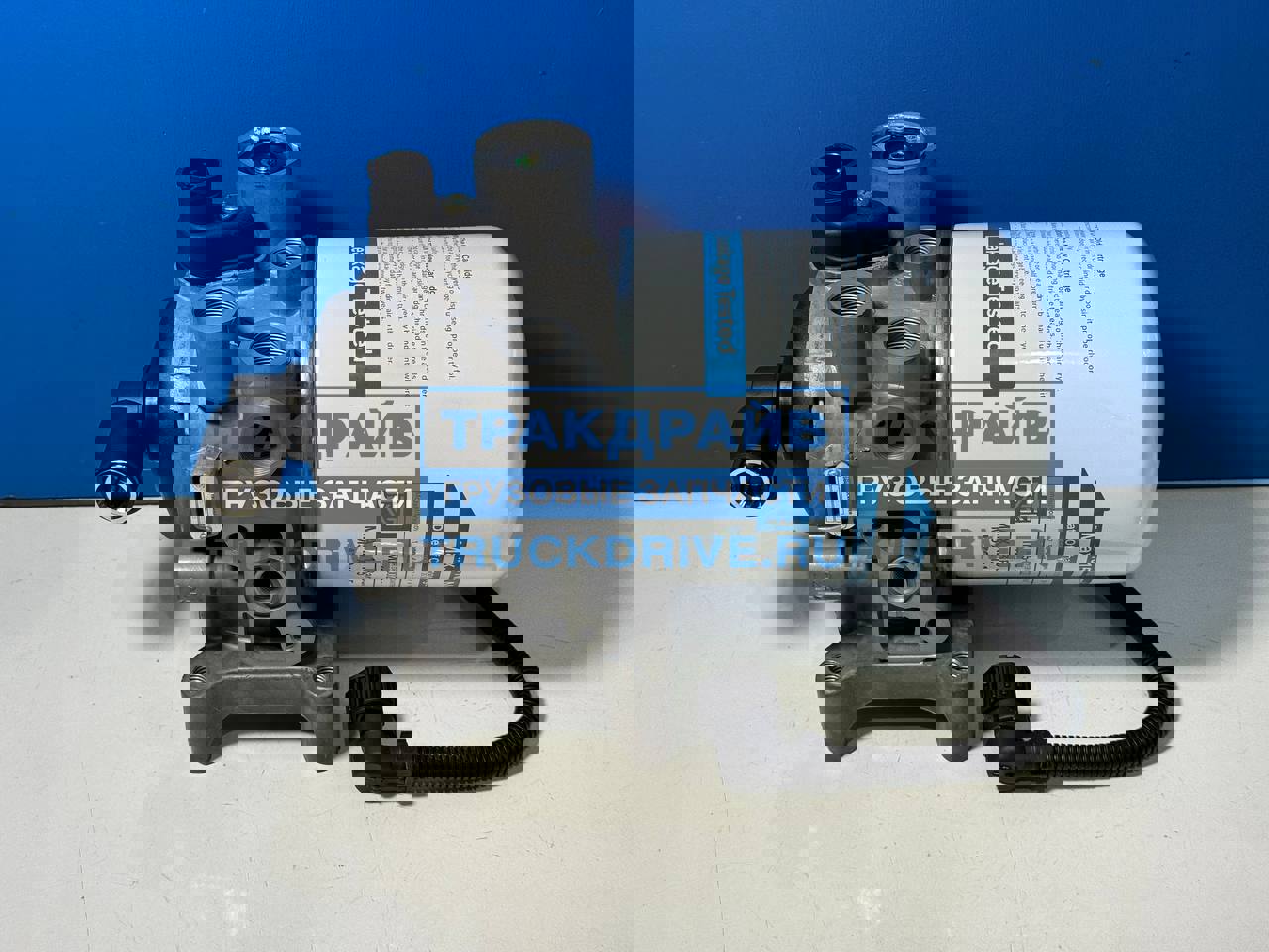 Фото TRUCKMASTER TM1510532 осушитель воздуха c регулятором для Ивеко Стралис Евротех Евростар (max=13 бар с нагрев)