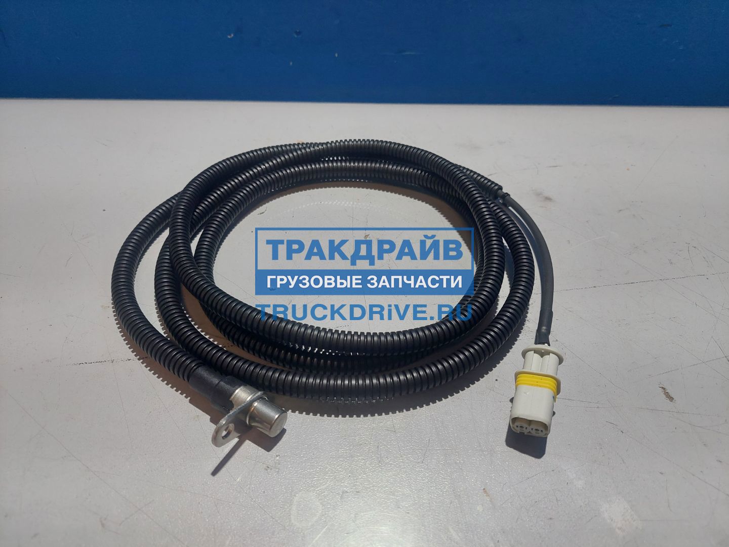 Фото TRUCKMASTER TM5822830 датчик ABS задний левый прямой для Ман Тга Тгх Тгс длина=2000/2065 мм