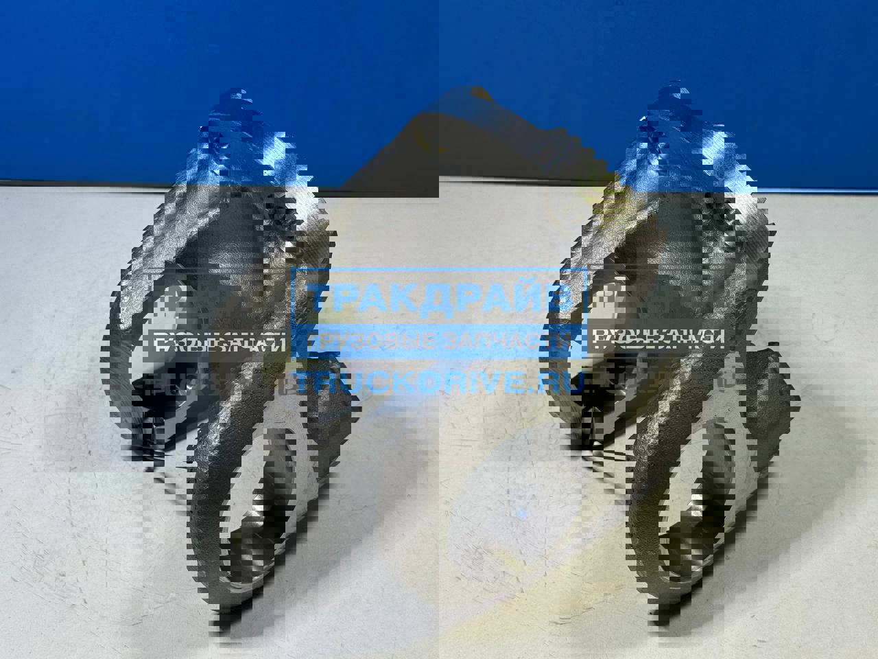 Фото UNITED MOTORS 95CF20004 фланец карданного вала 68х89 мм KV180/4-15 H100 24град. 802.68 