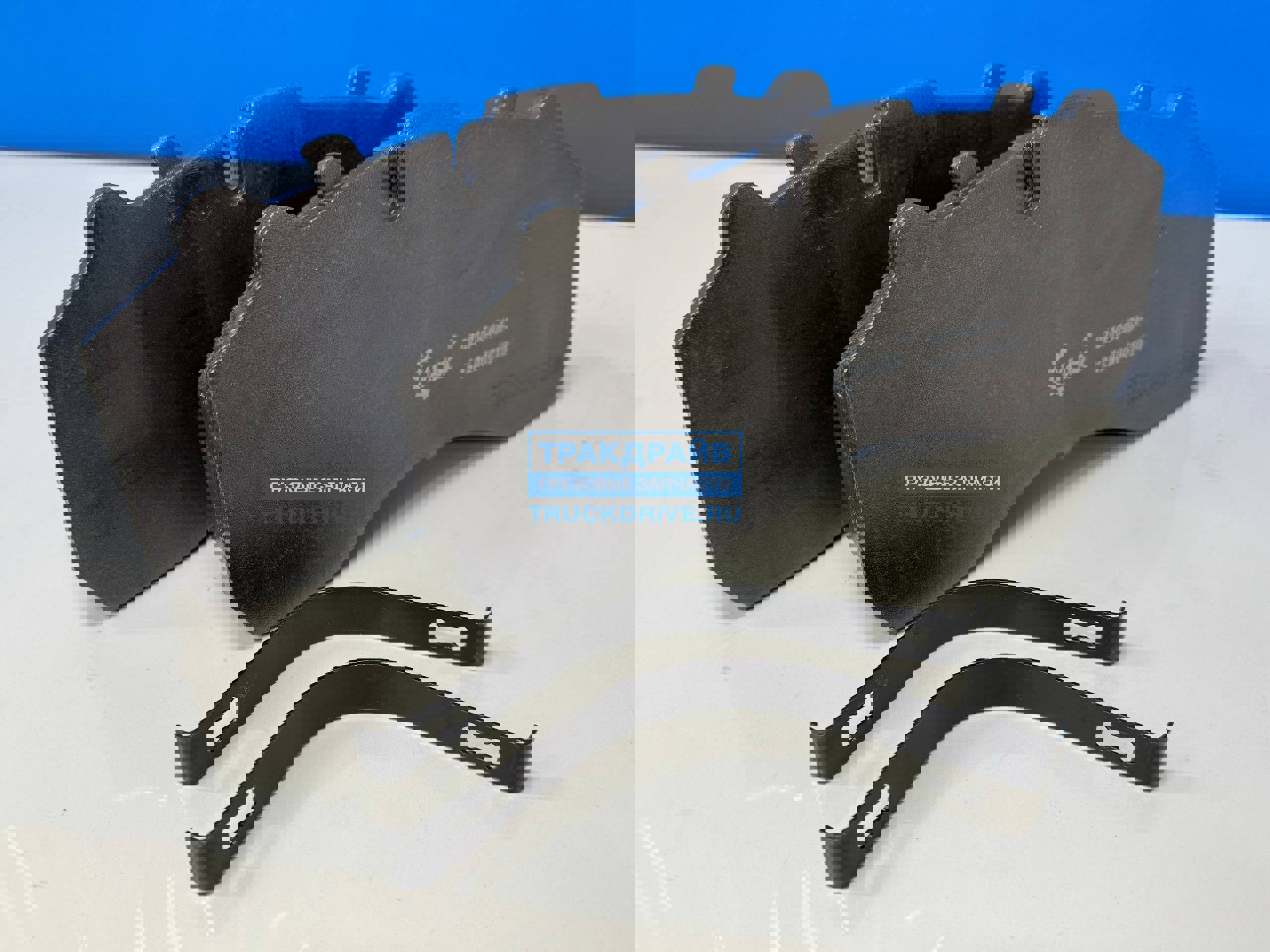 Фото VALMO VALMO0001200 колодки тормозные SHACMAN X6000 передние