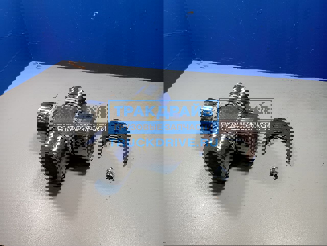 Фото VALMO VALMO0001206 крестовина тягач SHACMAN X6000 X5000 4x2  68х162 мм.