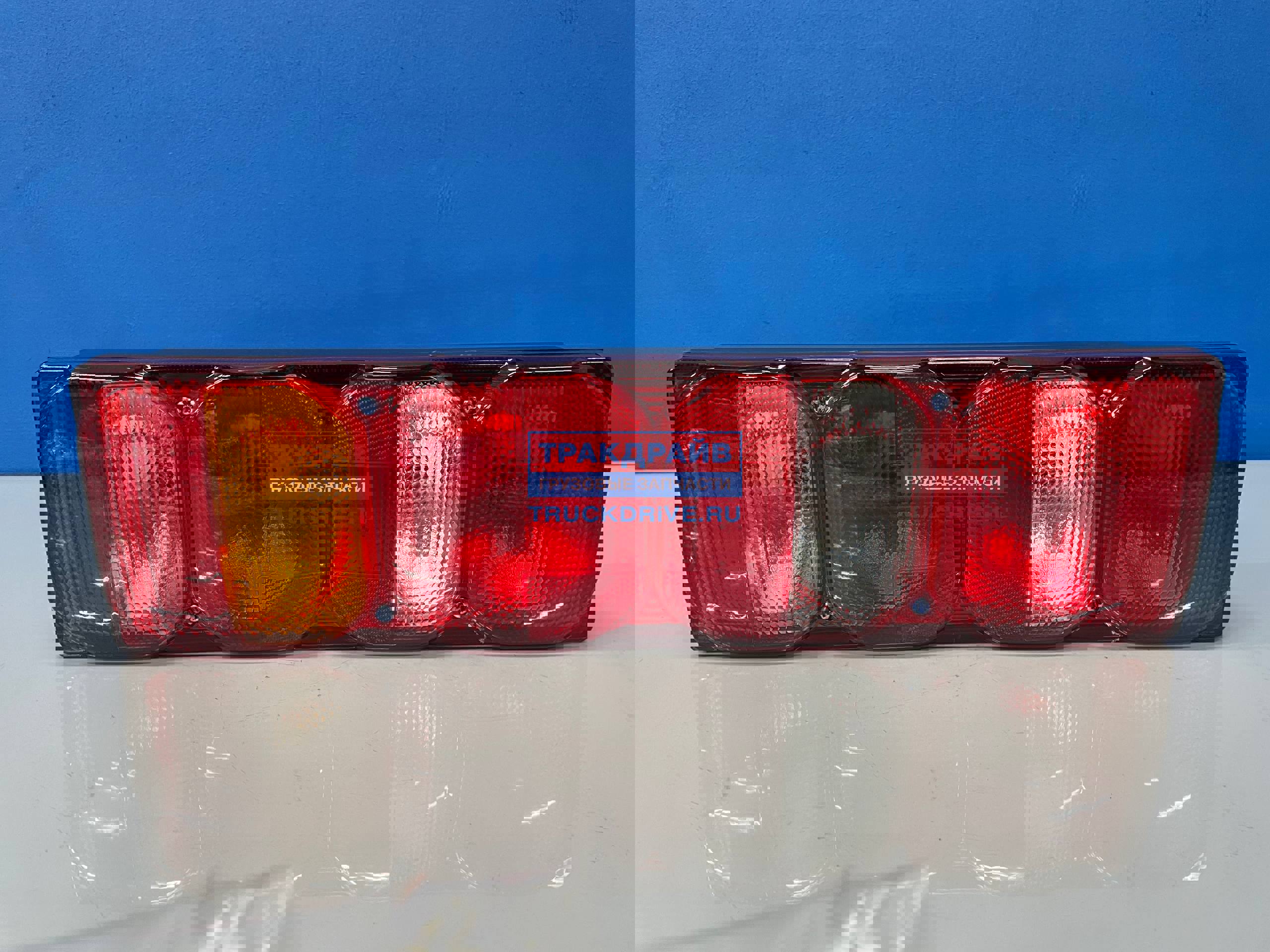 Фото VALMO VALMO000808 фонарь задний HOWO A7 SITRAK C7H левый тягач