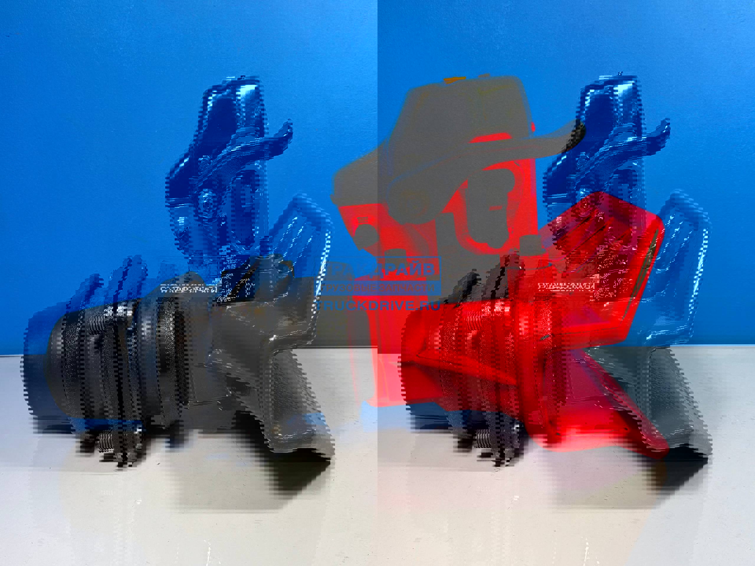 Фото VBG 09315700 сцепное устройство для лесовоза VBG 5200D-3. Параметры: d=50 мм D=190 kN. Новый артикул для VBG 09-127500.