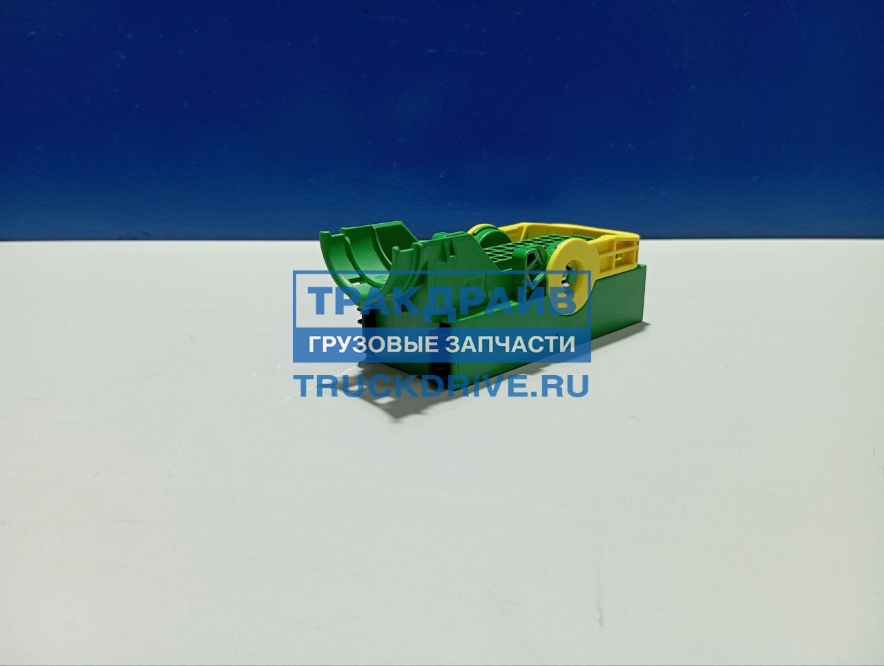 Разъем для Renault T-series 20567733 VOLVO купить недорого