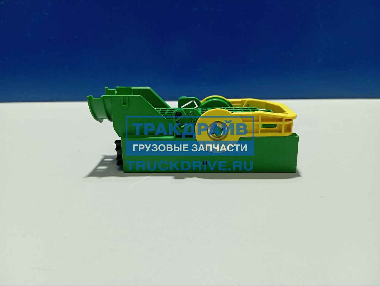 Разъем для Renault T-series 20567733 VOLVO купить недорого