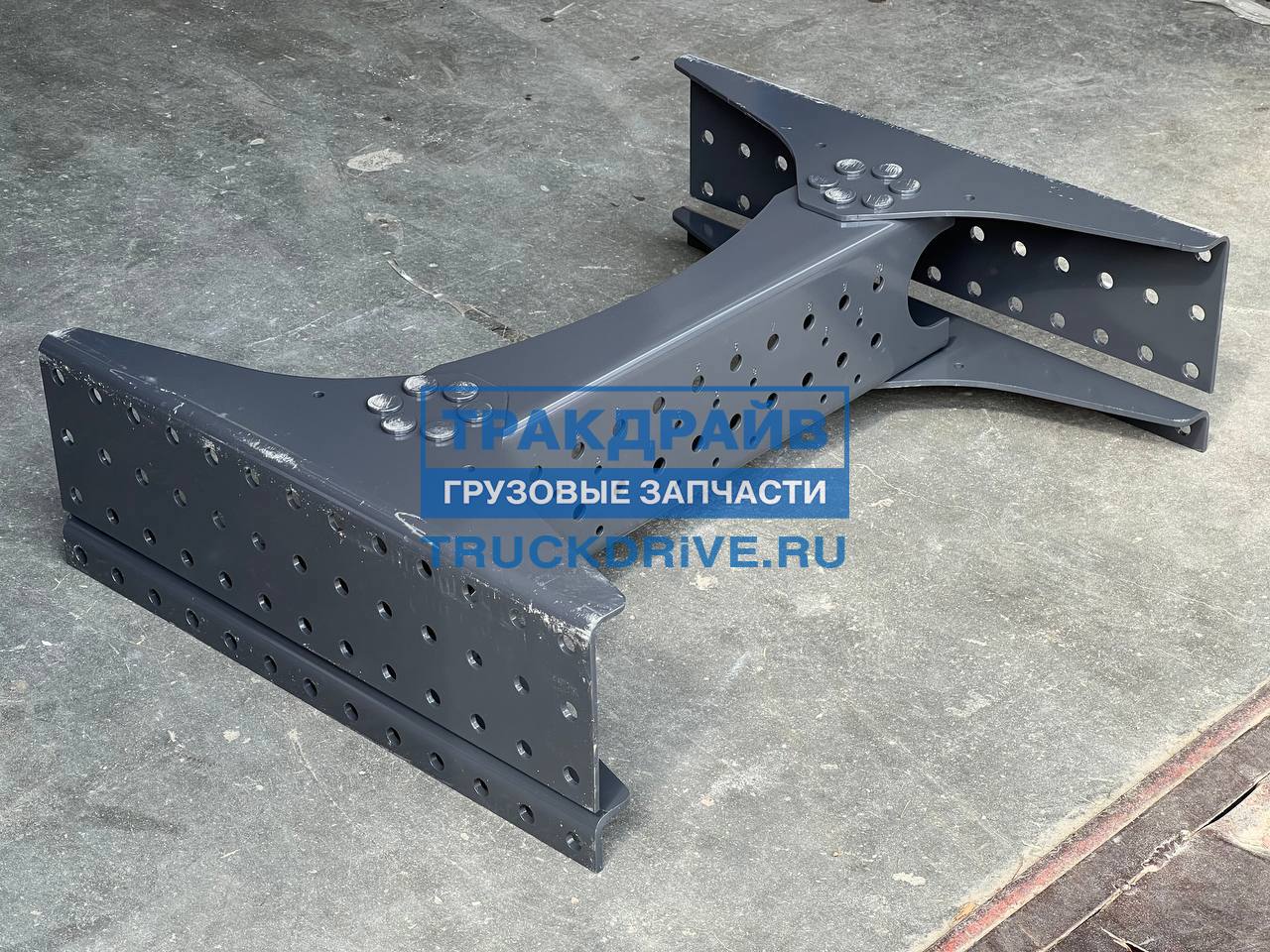 Траверса рамы Volvo FH4 20831742 VOLVO купить недорого