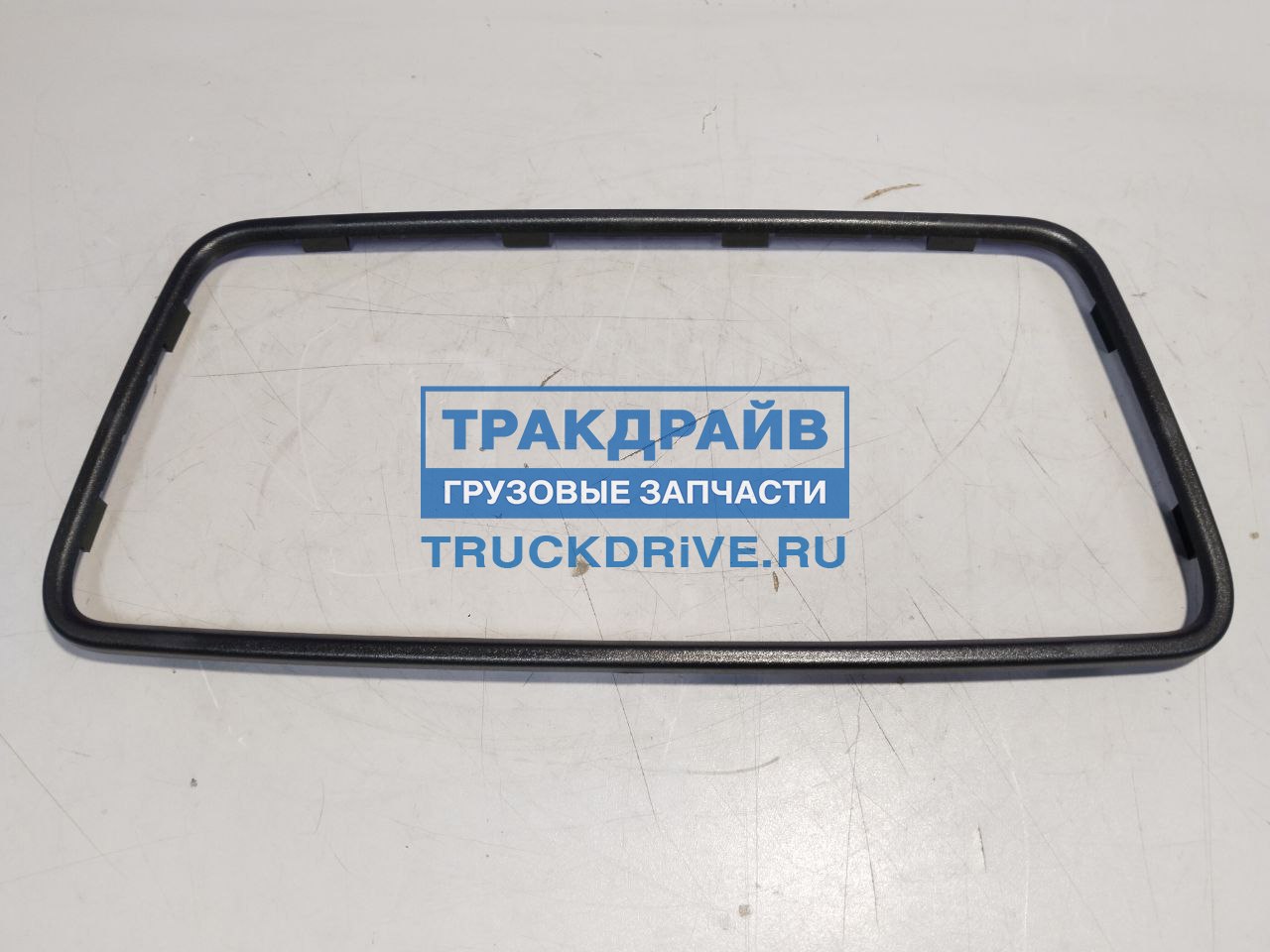 Фото VOLVO 82417042 рамка зеркала большого Volvo FMX  