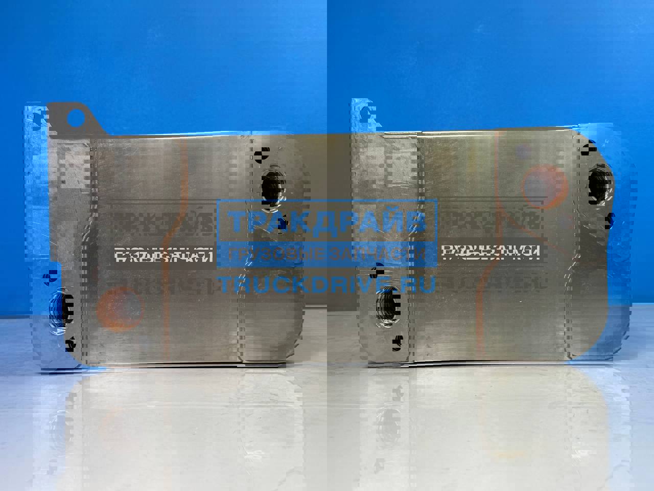 Фото WOSMANN C1170 радиатор масляный для автомобилей Scania 6 серия G500 P440