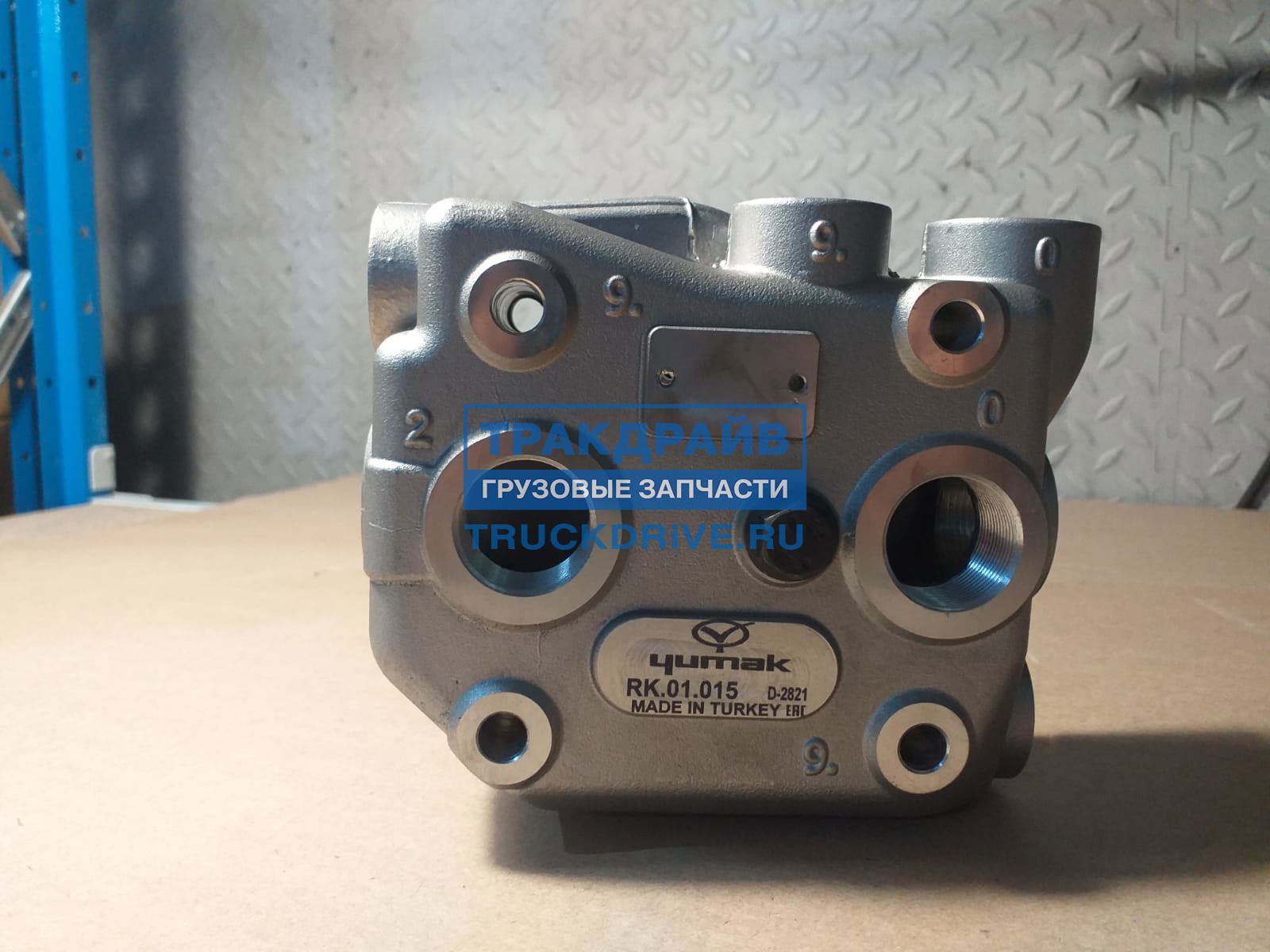 Фото YUMAK RK01015 головка компрессора MAN F2000  