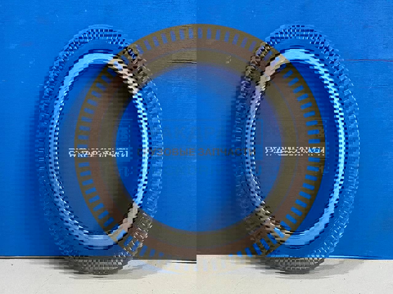 Сальник ступицы с кольцом ABS для MAN M/L/LE 135x175/205x18 FPM/ACM с ...
